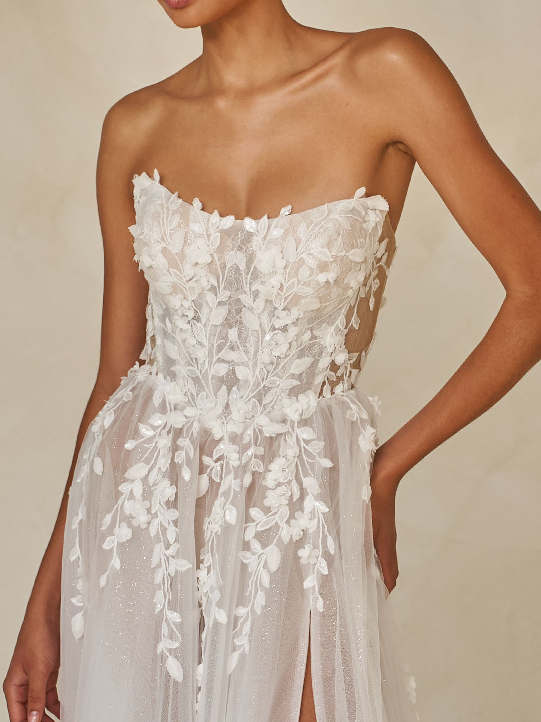 Das Kleid 61 vom Hersteller 61, bei The One - Bridal Couture