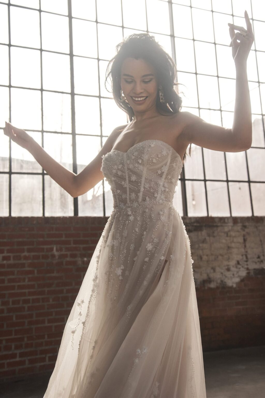 Brautkleid Florita 88205 vom Hersteller JUSTIN ALEXANDER, Brautmodengeschäft The One aus Fulda