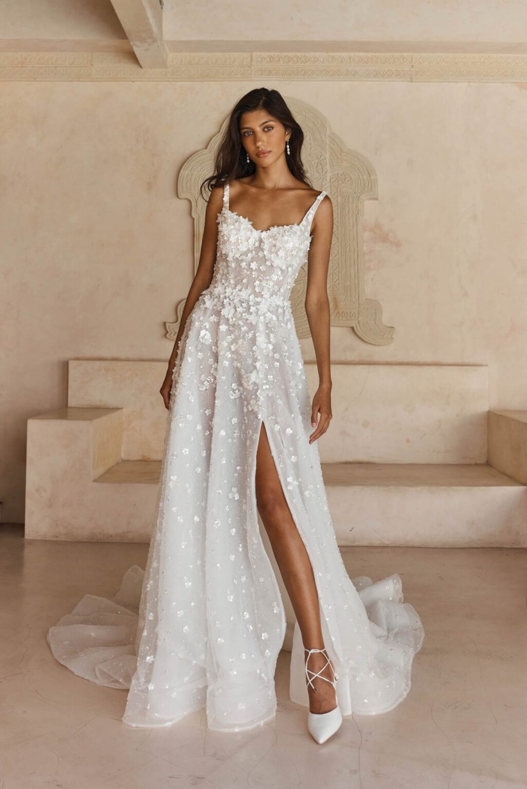 Brautkleid Leisel vom Hersteller MADI LANE, Brautmodengeschäft The One aus Fulda