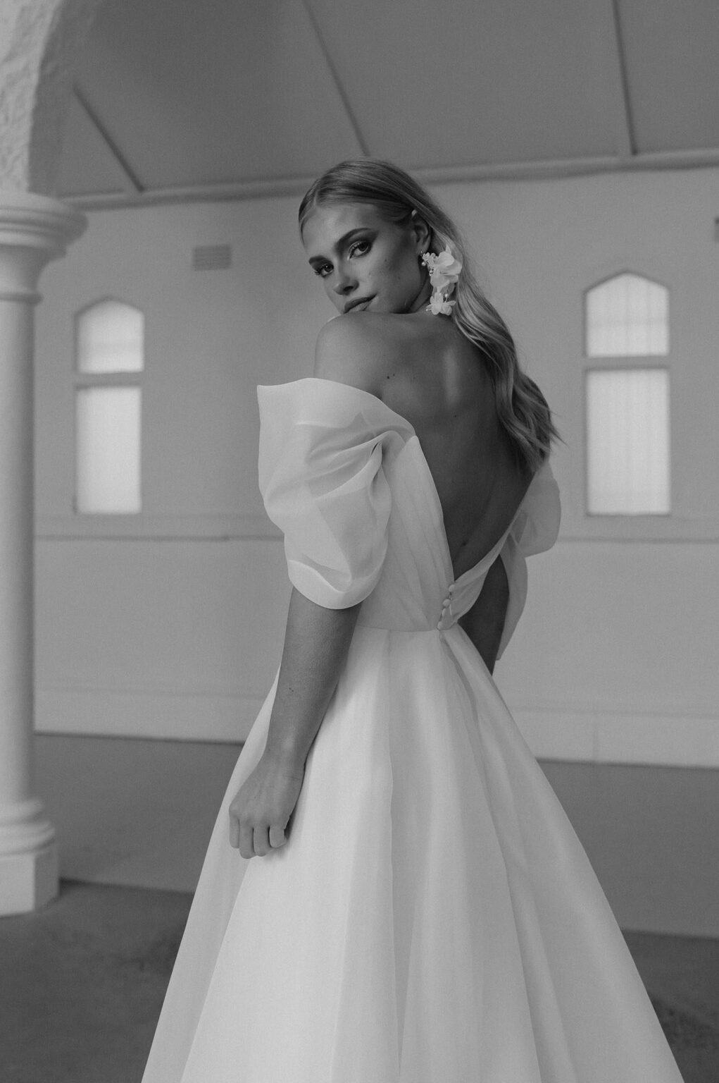 Brautkleid Seville vom Hersteller MADI LANE, Brautmodengeschäft The One aus Fulda