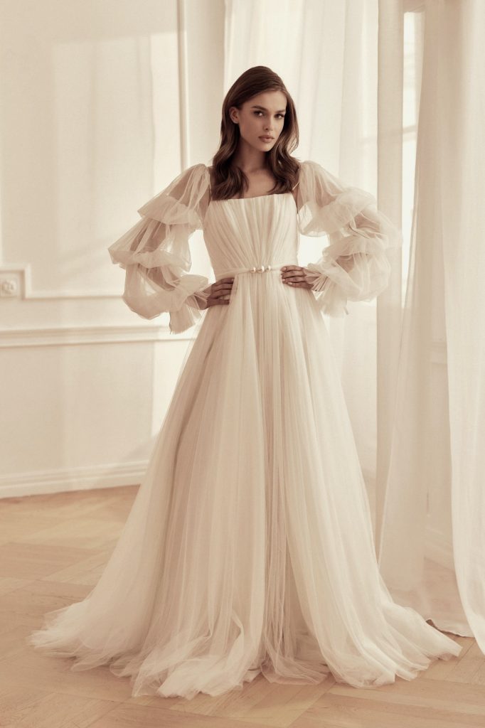 Brautkleid Style 2415 vom Hersteller MIA LAVI, Brautmodengeschäft The One aus Fulda