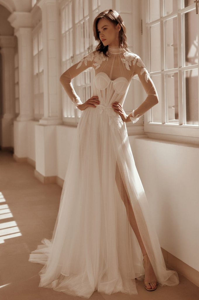 Brautkleid Style 2552 vom Hersteller MIA LAVI, Brautmodengeschäft The One aus Fulda
