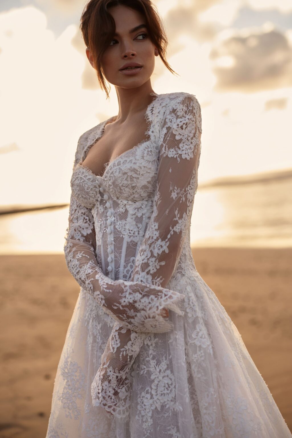 Brautkleid Vanessa Bolero vom Hersteller MILLA NOVA, Brautmodengeschäft The One aus Fulda
