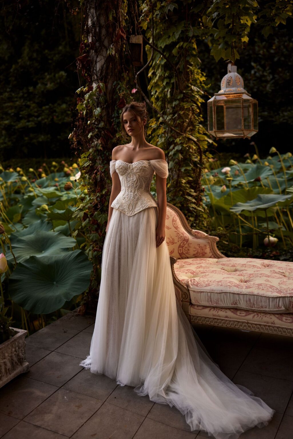 Brautkleid Atola Skirt vom Hersteller MILLA NOVA, Brautmodengeschäft The One aus Fulda