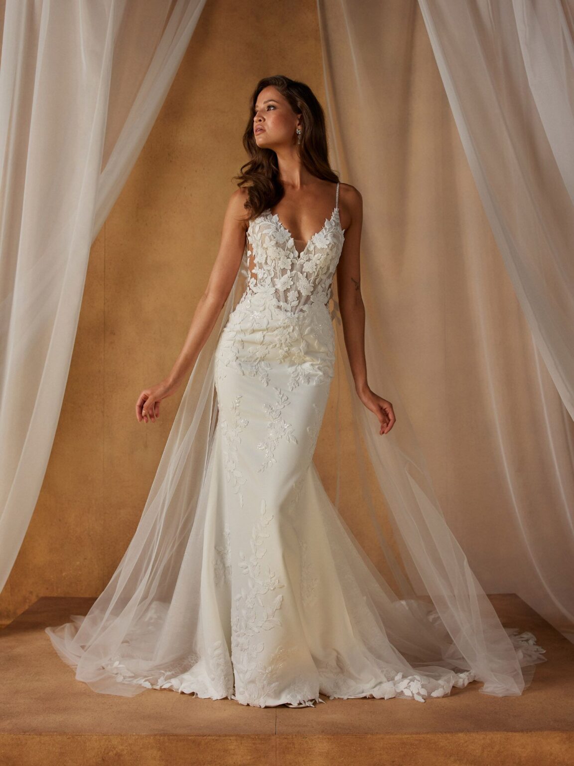 Brautkleid Nicola-Eve vom Hersteller MADI LANE, Brautmodengeschäft The One aus Fulda